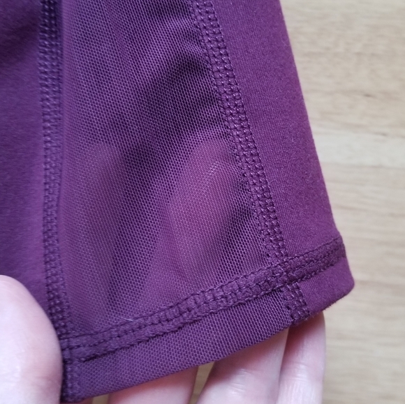 Fabletics Mila Powerhold Capri - Picture 5 of 9